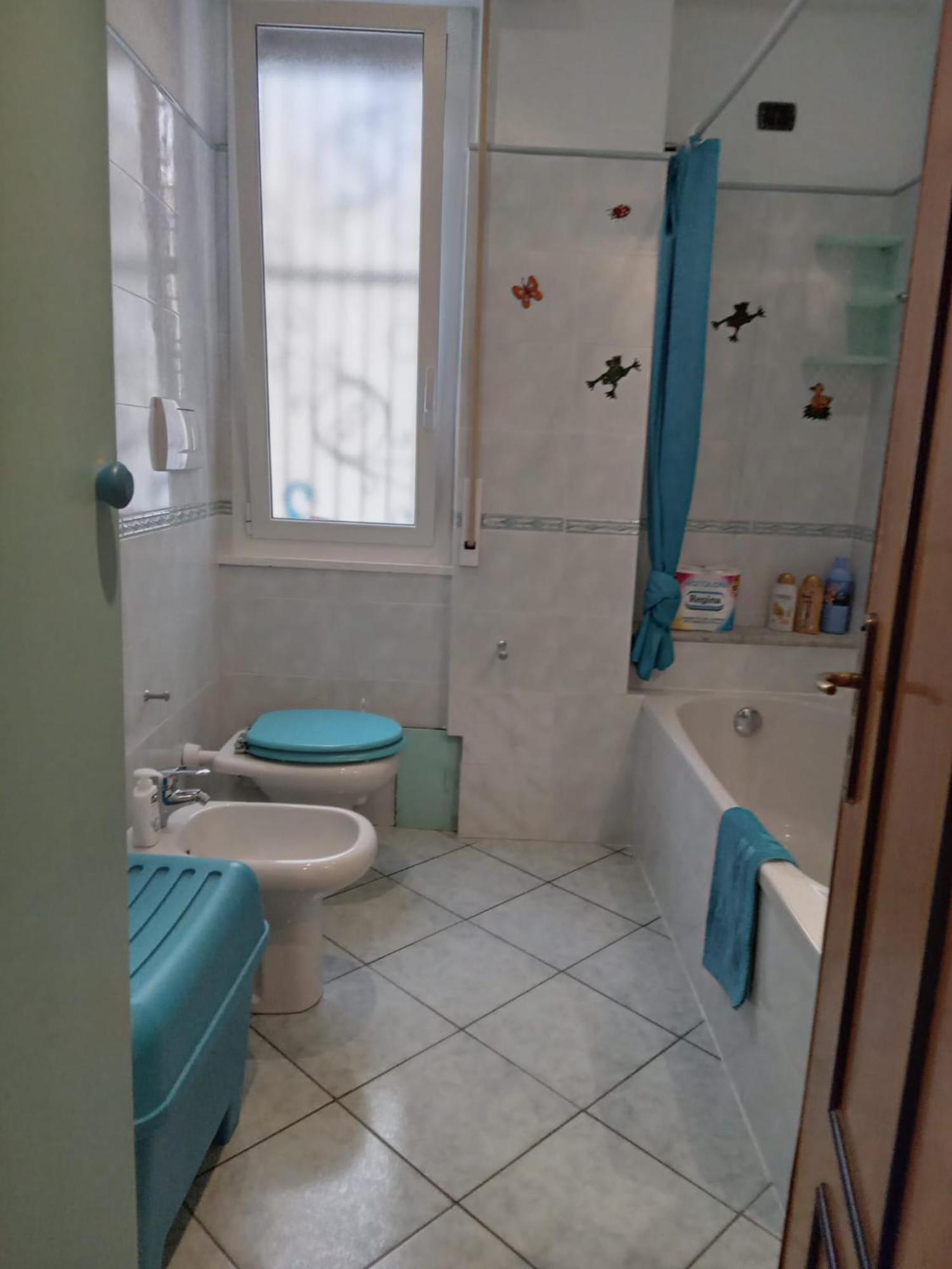 Homebetty Vado Ligure Exterior photo